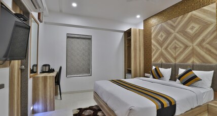 HOTEL  LE GRAND Room Type - Club Room