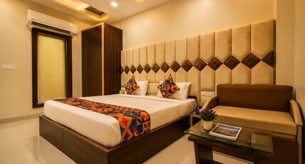 Hotel Nayyar Inn Near Golden Temple Room Type - Deluxe Room Hotel Nayyar Inn Near Golden Temple Room Type - Deluxe Room