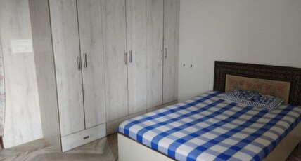 Shree Home Stay Room Type - SERENE - AC ROOMS Double-Bed, Pvt Bathroom