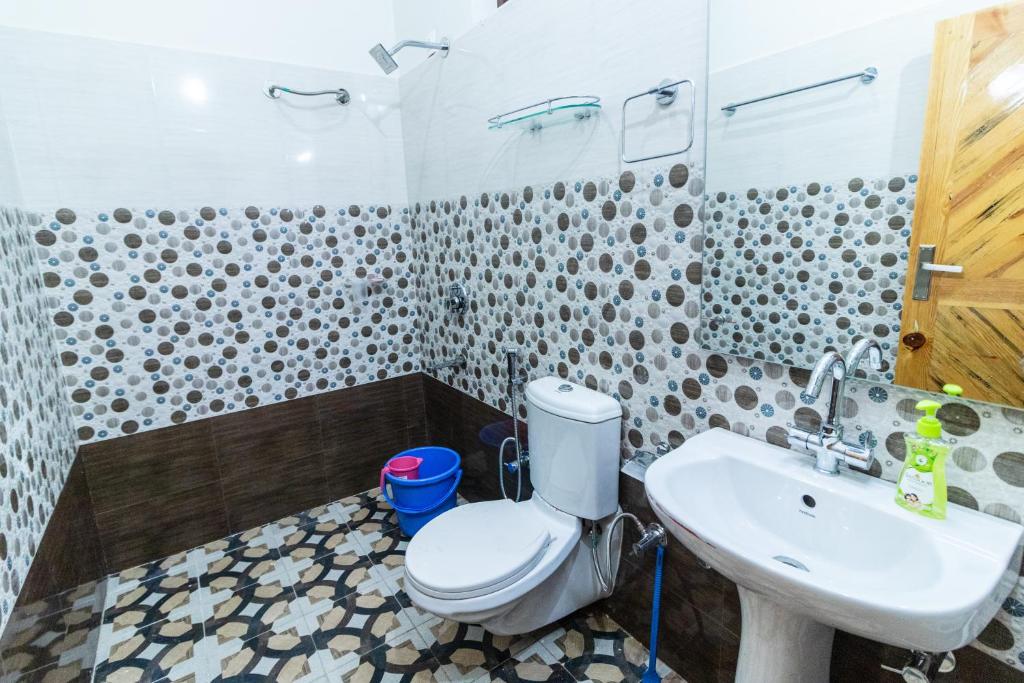 Kasar Wonder Hill Homestay - Tap to explore photos