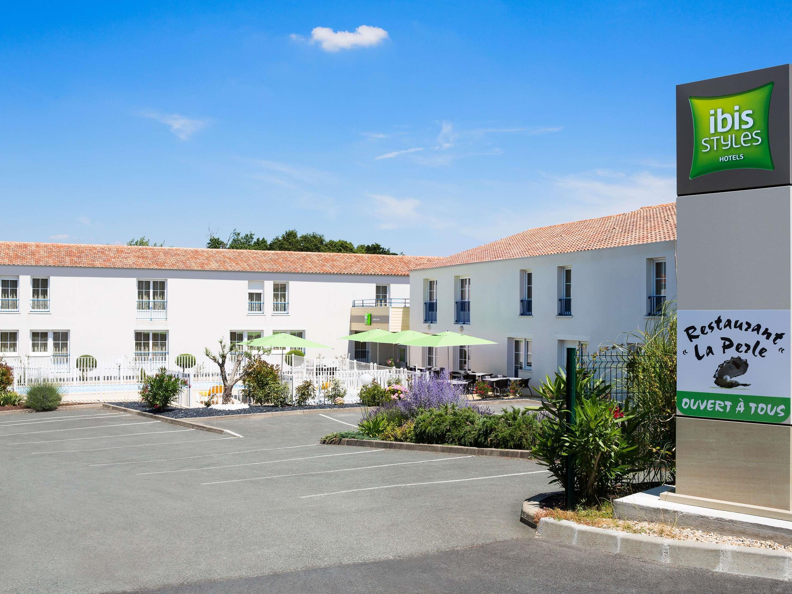 Hotel ibis Styles Marennes Oleron in Marennes-Hiers-Brouage - Tap to explore photos