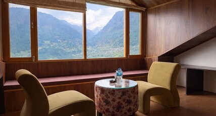 Hotel New Naina Rock Land Room Type - Premium Attic room without balcony