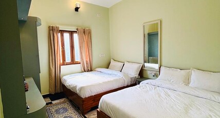 Narayana Haveli | Near Ghats Room Type - Sarovar Family