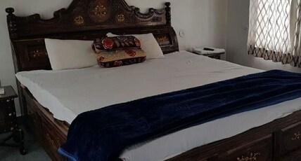 Dream World Resort Room Type - Deluxe Non A/C Room