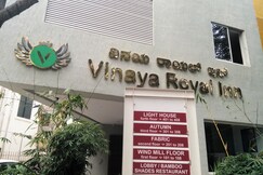 Vinaya Royal Inn