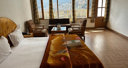 Hotel Bhrigu Room Type - TRIPLE ROOM WITH BALCONY