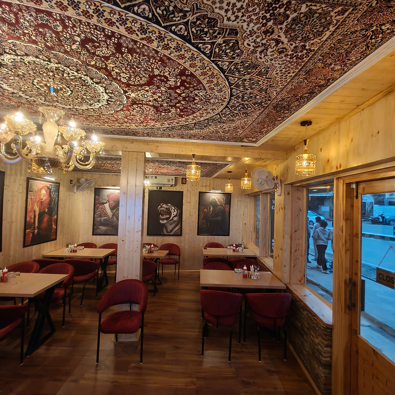Main gallery