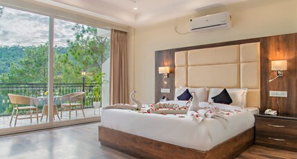 Kasauli Mist | Luxury Rooms Room Type - Super Deluxe Room