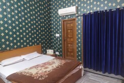Rooms of Hotel Trilok Inn, Lucknow Cancer Hospital