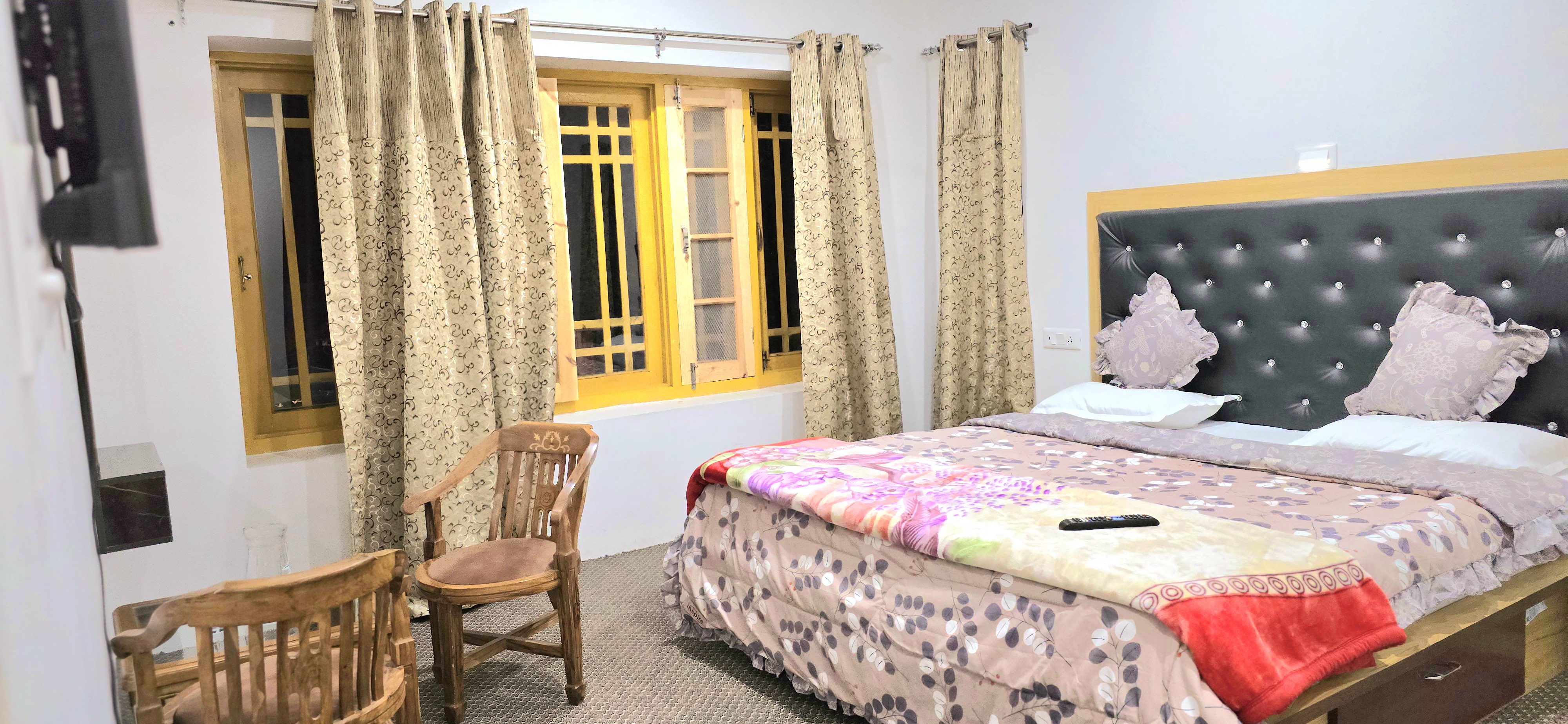 CROWN PLAZA RESORT Pahalgam - Tap to explore photos