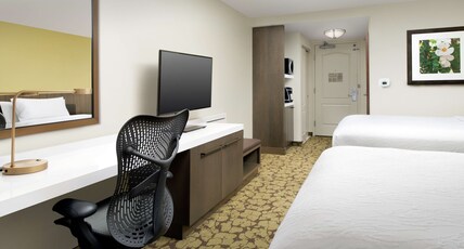 Hilton Garden Inn Frederick Room Type - 2QN MOB HEARING ACC W TUB