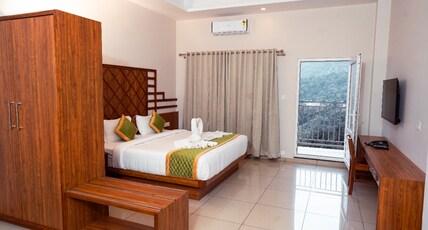 Misty Dale Luxury Resort & Spa Room Type - Super Premium AC with Balcony