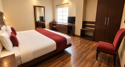Kingz Hotel Room Type - Super Deluxe With Free Wi-Fi Only Kingz Hotel Room Type - Super Deluxe With Free Wi-Fi Only