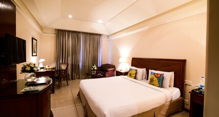 Majestic Grand Room Type - Deluxe Room with 20 Percent Off on Food Bill Majestic Grand Room Type - Deluxe Room with 20 Percent Off on Food Bill