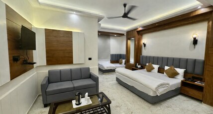 Hotel Perfect, Karol Bagh Metro Room Type - Suite Room