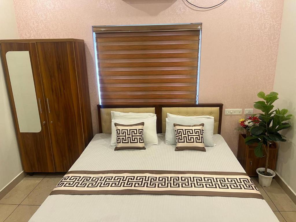 88 STAY INN Edappally - Tap to explore photos