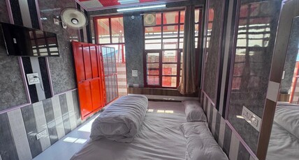 Jaan Hotel and Restaurant Room Type - Standard Room 11