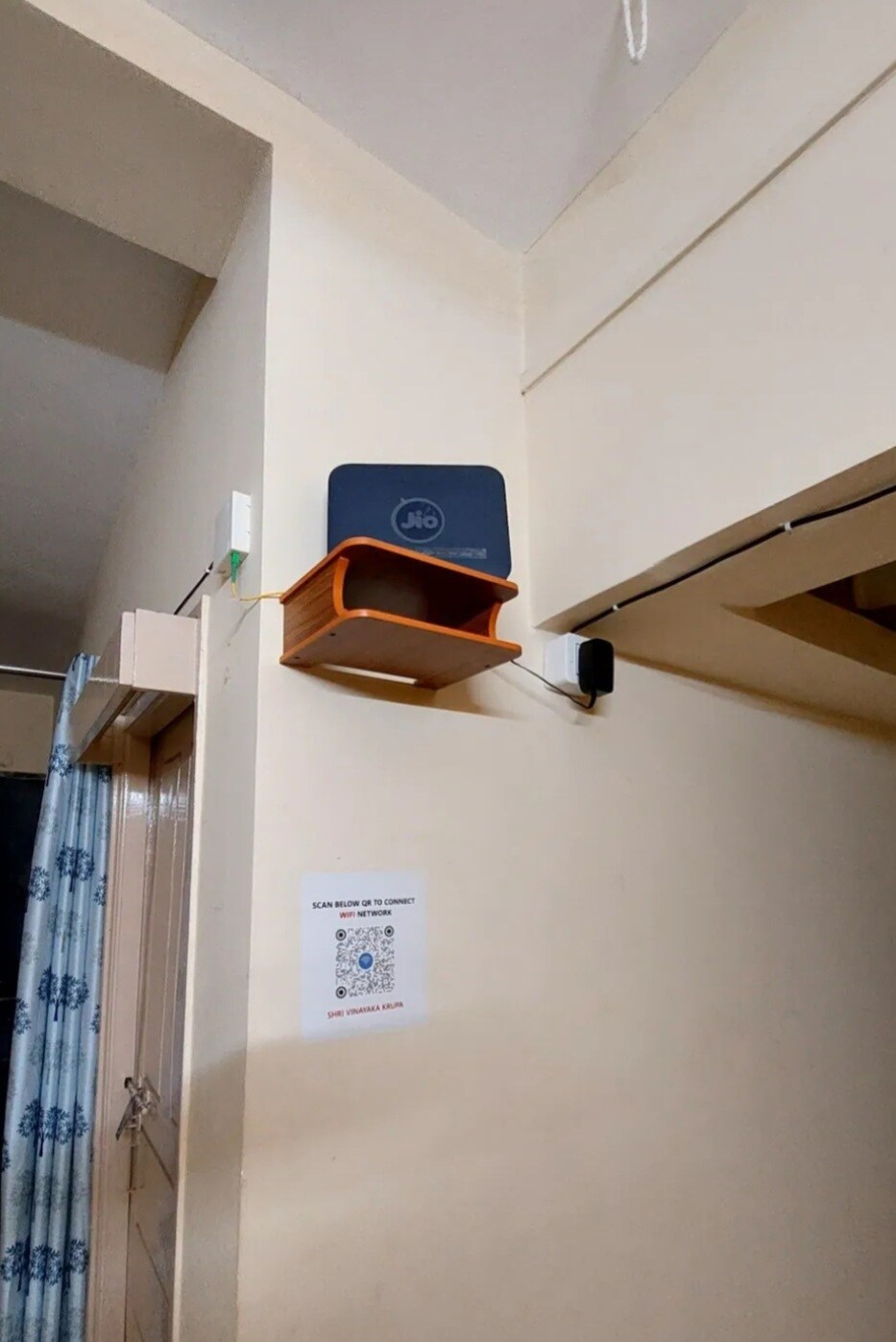Shri Vinayaka Krupa Guest House - Tap to explore photos