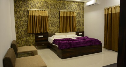 Sri Shivam Hotel Room Type - Executive Room Sri Shivam Hotel Room Type - Executive Room