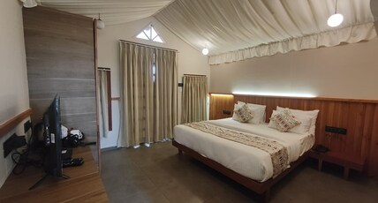 Nirvana Resort and Restaurant Room Type - Premium Cottage with separate garden