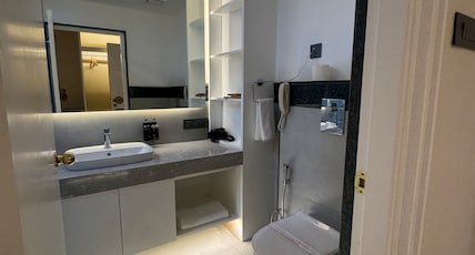 Hotel divine oak stay Room Type - Executive Room
