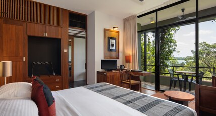 Heritance Kandalama Room Type - Superior King Room