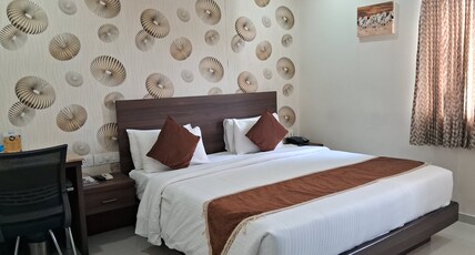 Holiday Residency Room Type - EXECUTIVE PREMIUM