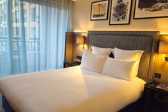 Columbus Hotel Monte-Carlo, Curio Collection by Hilton