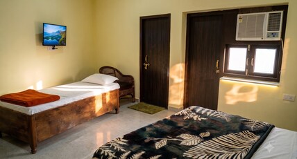 Shri Amar Dham Near Prem Mandir Vrindavan Room Type - Standard Triple Room