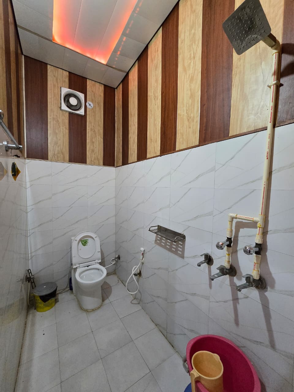 SHREE RAM AADHAR RESTAURANT AND GUEST HOUSE - Tap to explore photos