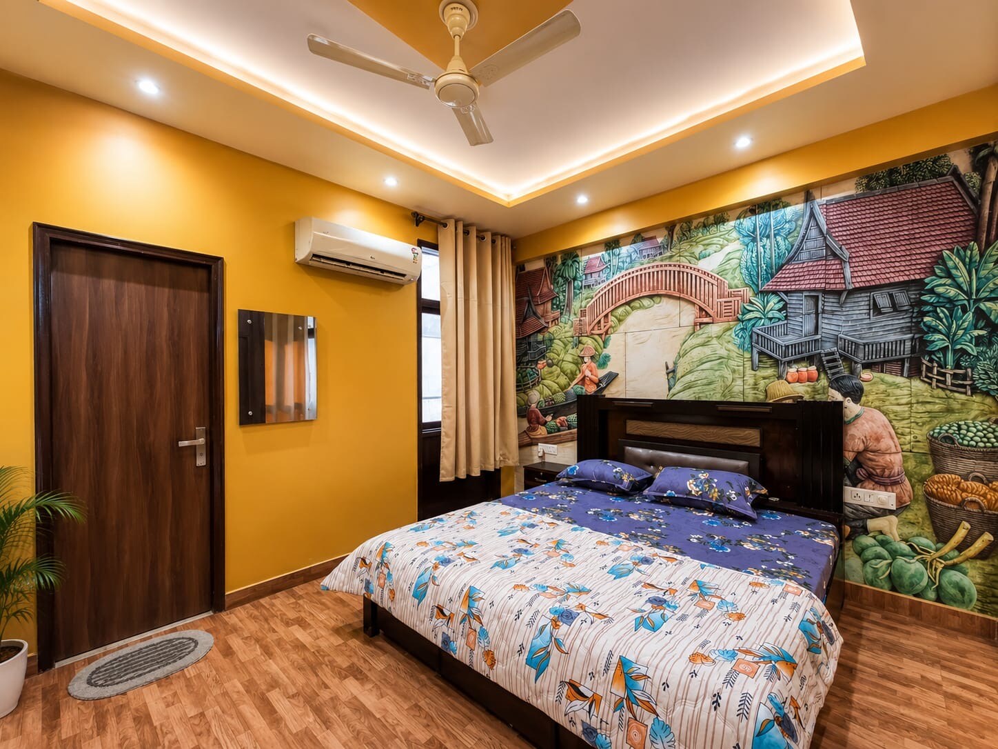 Comfortable 4BHK for Families Groups - Tap to explore photos
