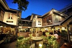 Silom Village Inn