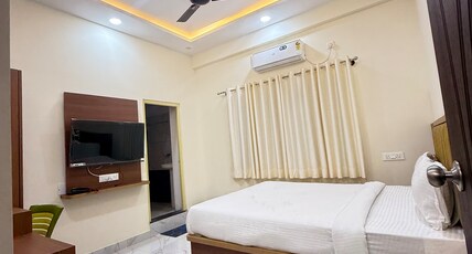 Tattva Comforts Room Type - AC Deluxe Room with Balcony