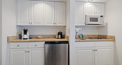 Holiday Inn Hotel & Suites CLEARWATER BEACH S-HARBOURSIDE Room Type - 2 Queen Premium