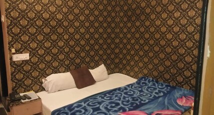DS Residency Varanasi Room Type - Economy NON AC Room