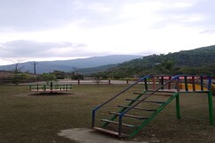 Sangri Resort