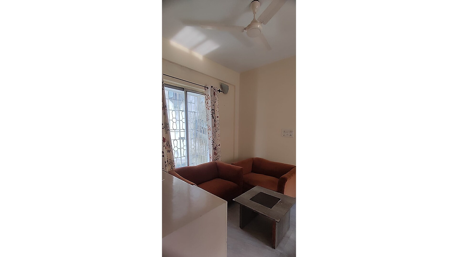 Deira studio || Entire 2BHK Service Apt in South Kolkata - Tap to explore photos