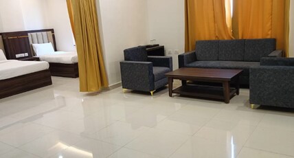 HOTEL GANGA GREENS Room Type - Suite Room