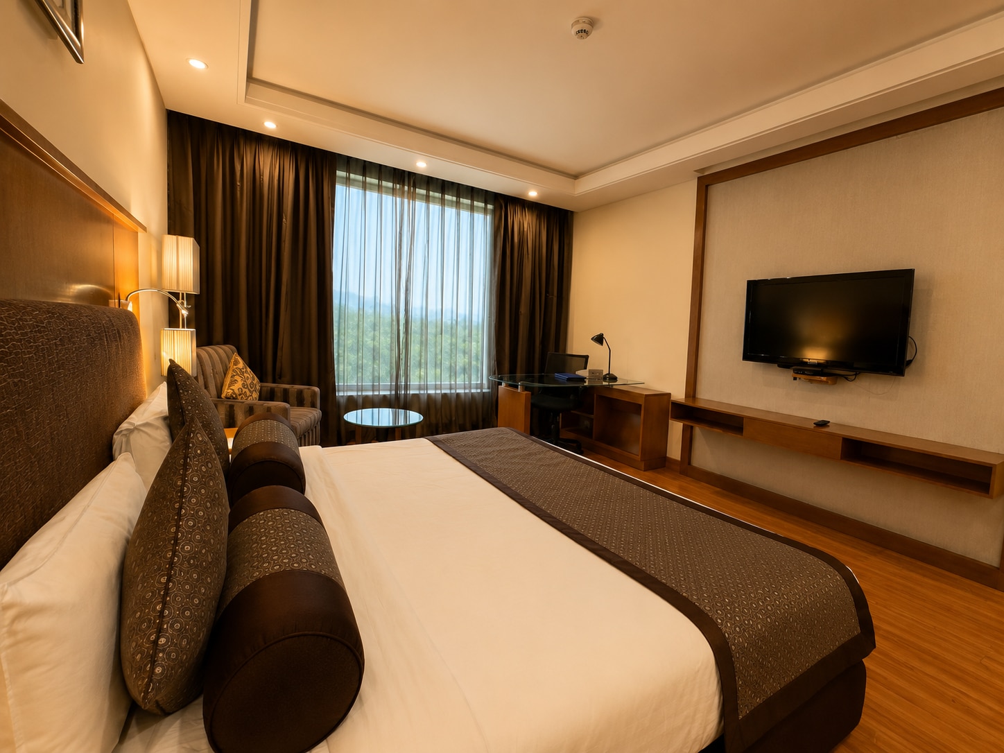 Yashail Hotel Haridwar - Tap to explore photos