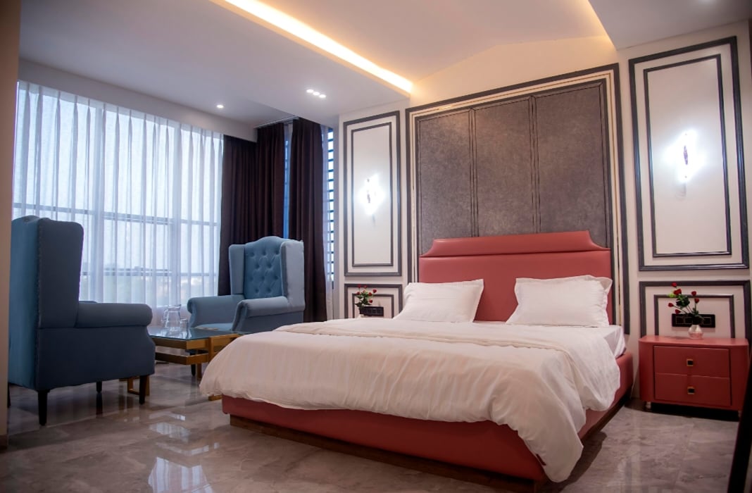 Hotel New Icon - Tap to explore photos