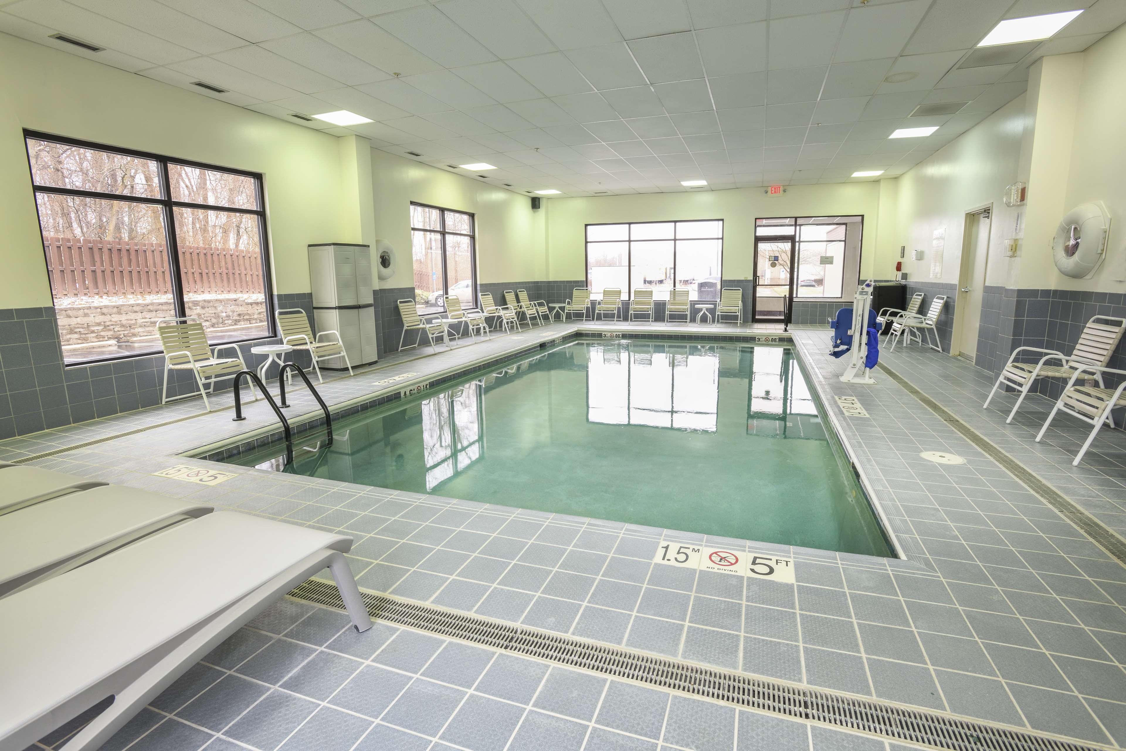 Hampton Inn Cincinnati Eastgate - Tap to explore photos