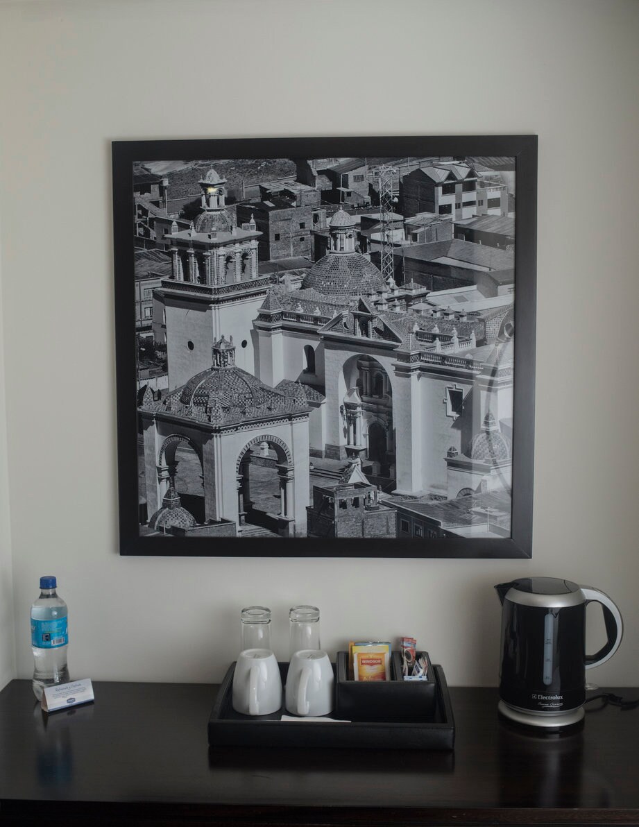 Hampton by Hilton Santa Cruz - Tap to explore photos