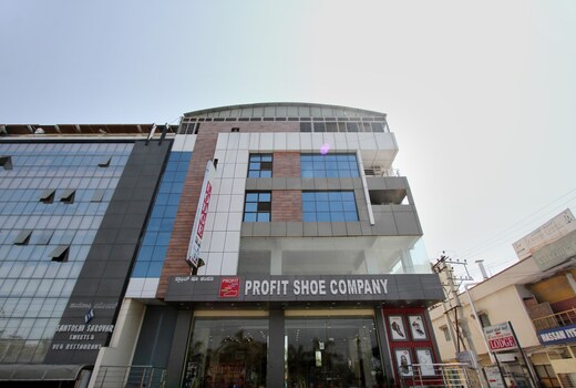 HOTEL ORANGE SUITES