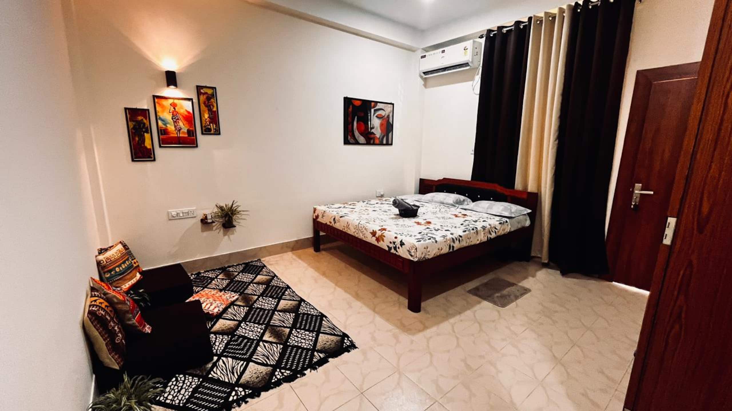 The Kaya Studio Artful Comfort and Luxury - Tap to explore photos