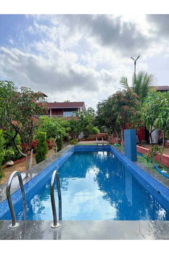 HIMALAY VILLA - Tap to explore photos