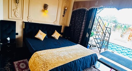 Haveli The Royal Stay Room Type - Deluxe Room with Pool View