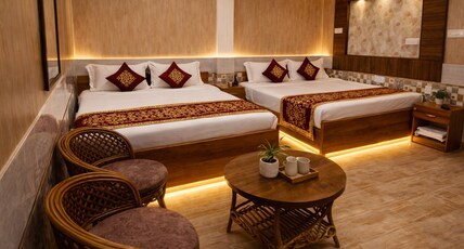 Tripathi's Rampath Inn Ayodhya / Near Rammandir Room Type - Family room with AC