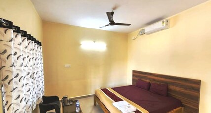 STAYMAKER Murudeshwar Beach House Room Type - Standard Room AC