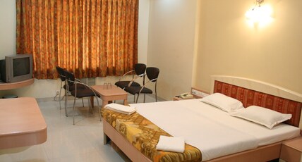 Hotel Sai International Room Type - Deluxe Non AC Room