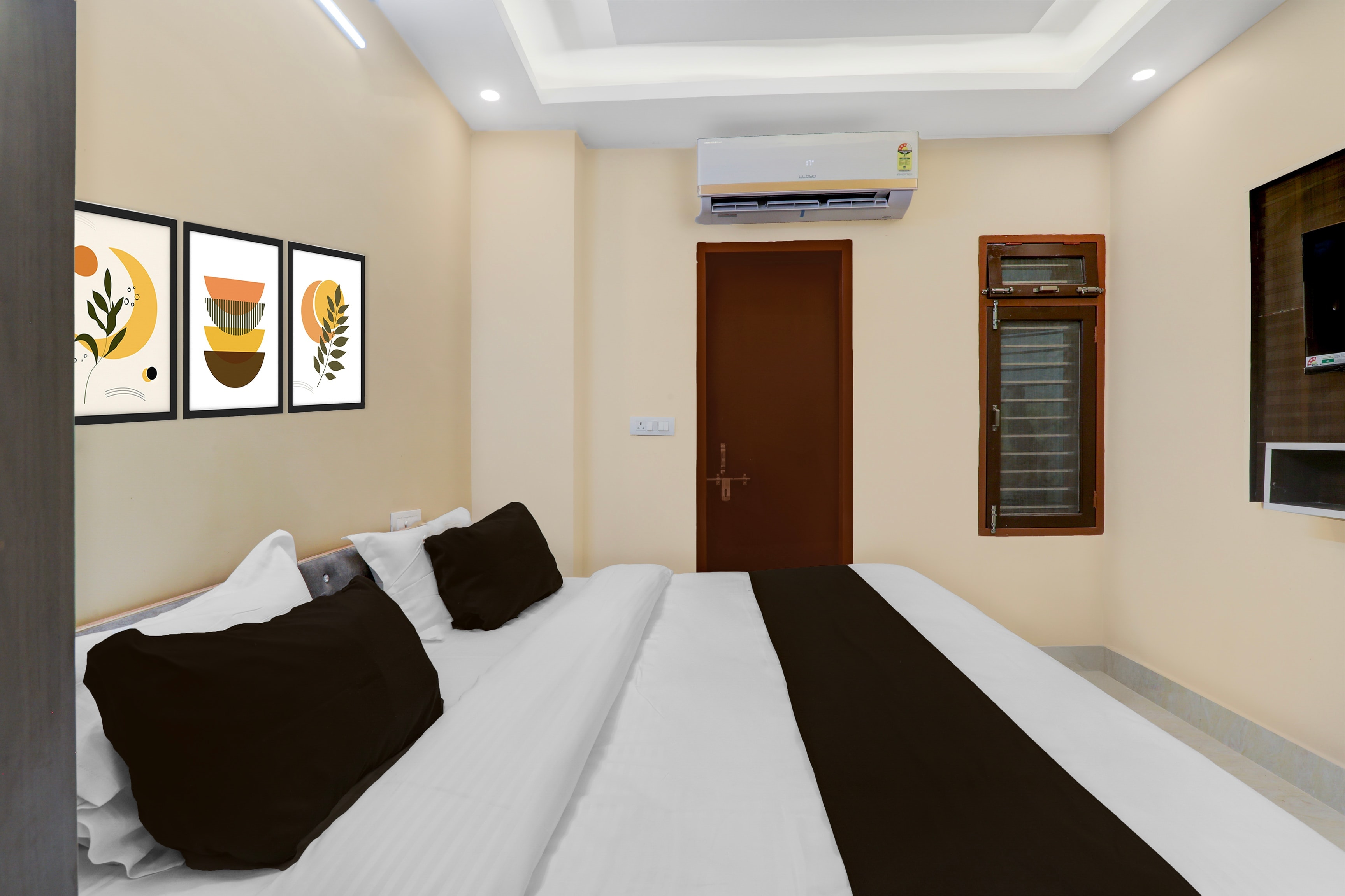Hotel O Deva Road Lucknow Formerly Awadh Regency - Tap to explore photos